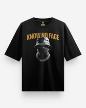 KNOW NO FACE Oversized T-Shirt