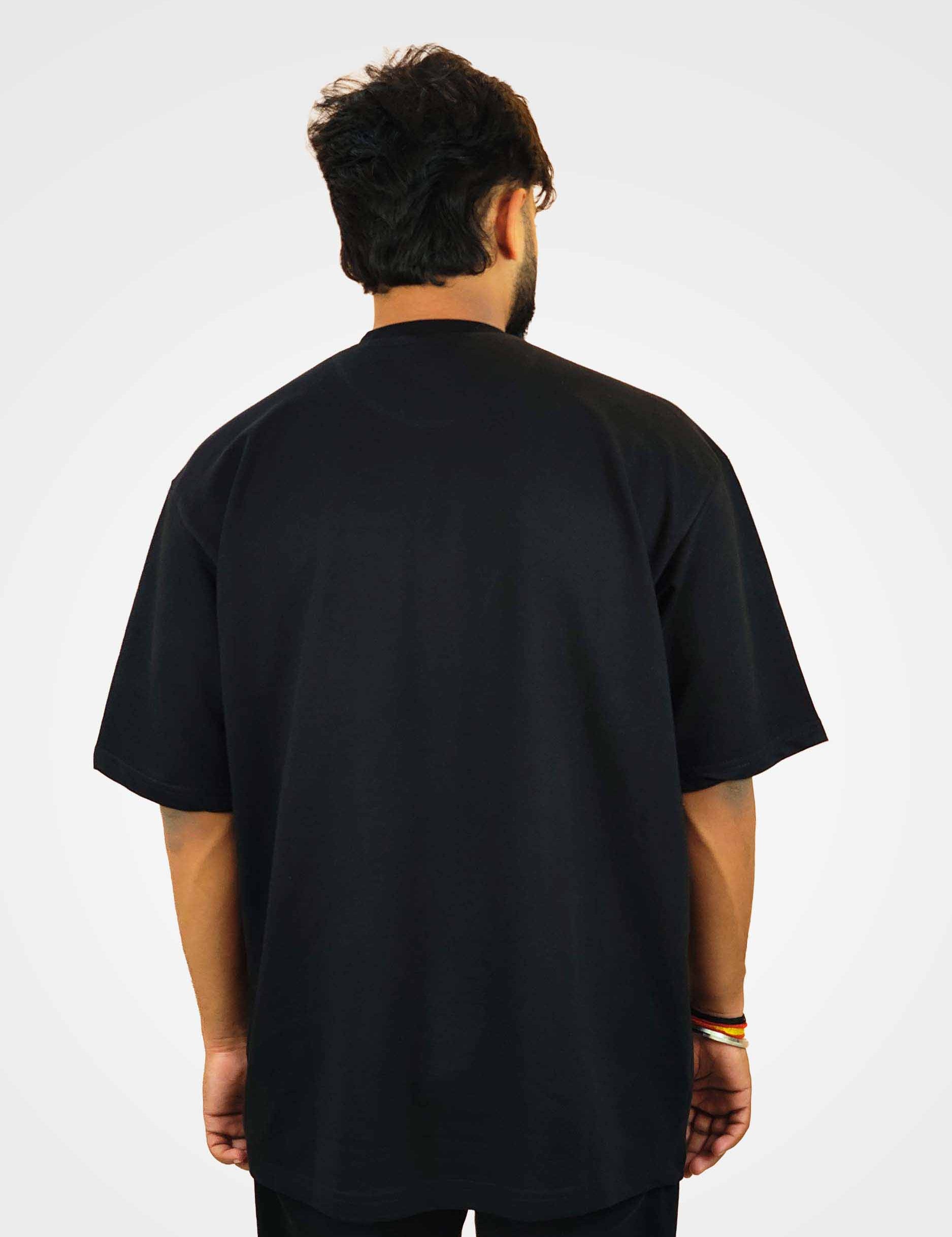 OversizedTshirtPlainBlack-C.jpg